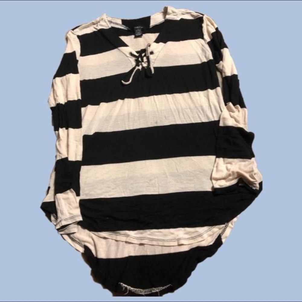 Black and white striped 3/4 sleeve shirt with lace up front